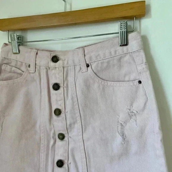 Lioness Distressed Mini denim Skirt Pink Size Small - Picture 2 of 5